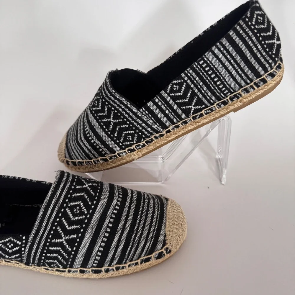 Minnetonka Black Woven Aztec Espadrille Slip‎ On Loafer Shoes Womens Size 6M